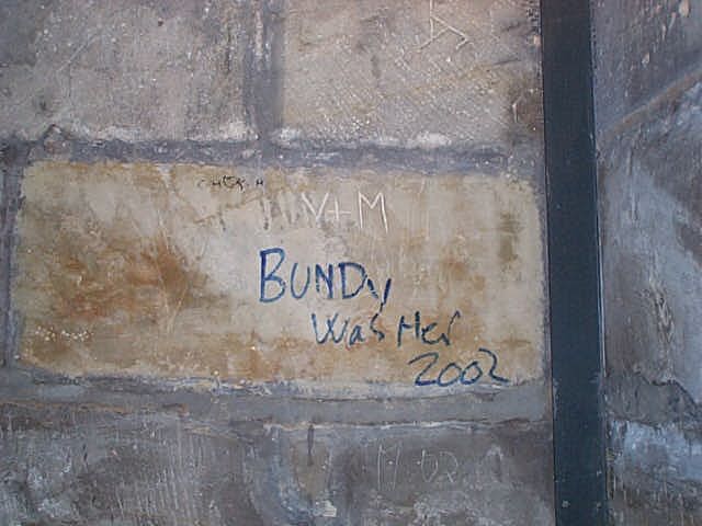 02_-_bundy_in_prague.jpg